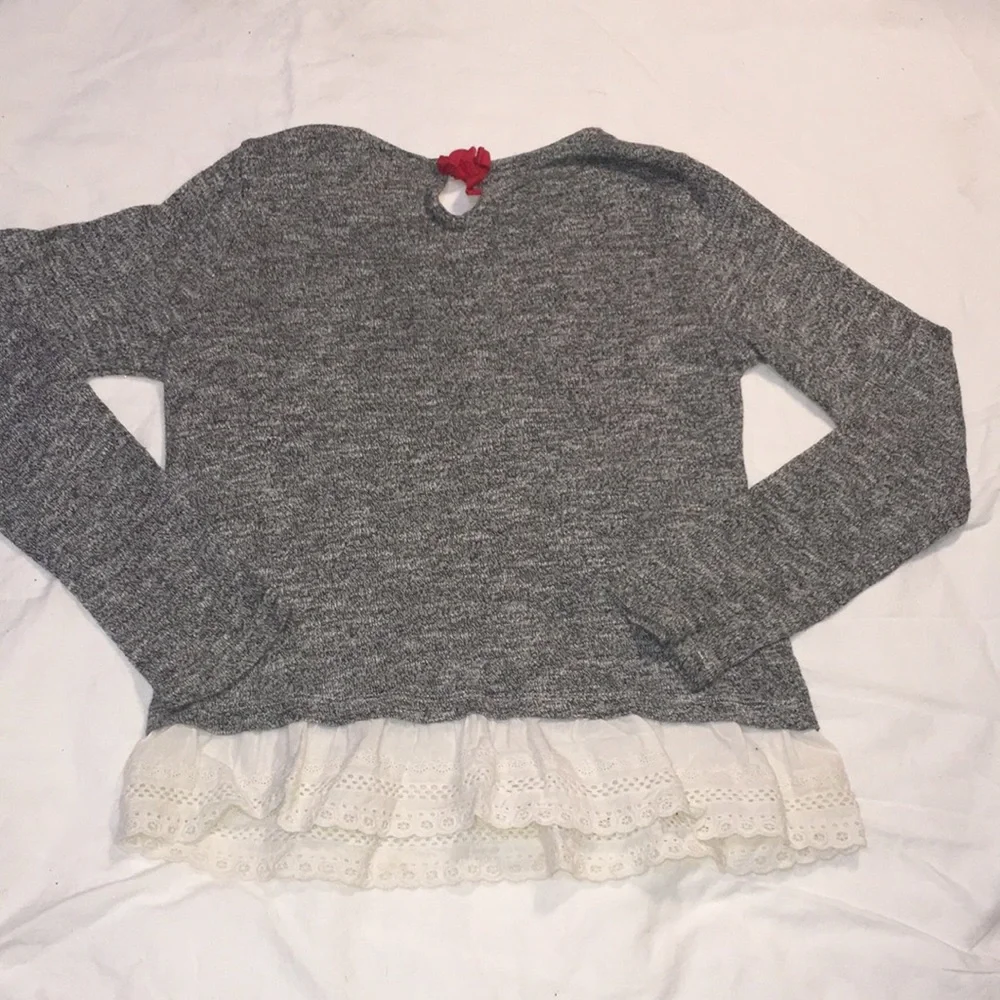 OshKosh B’gosh girls shirt. Size 8. Gray.